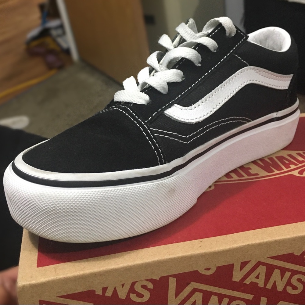 ❌❌SOLD❌❌ Vans Old School “Platform Version”